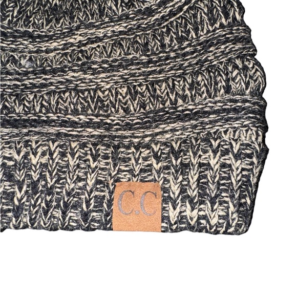 C.C Beanie Black and Tan Knit - Picture 3 of 3